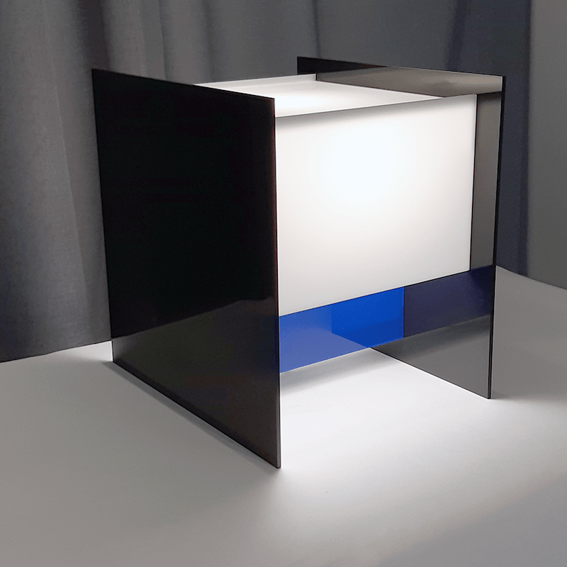 Luminária Cubo em Acrílico RSF - Preto, Azul e Branco