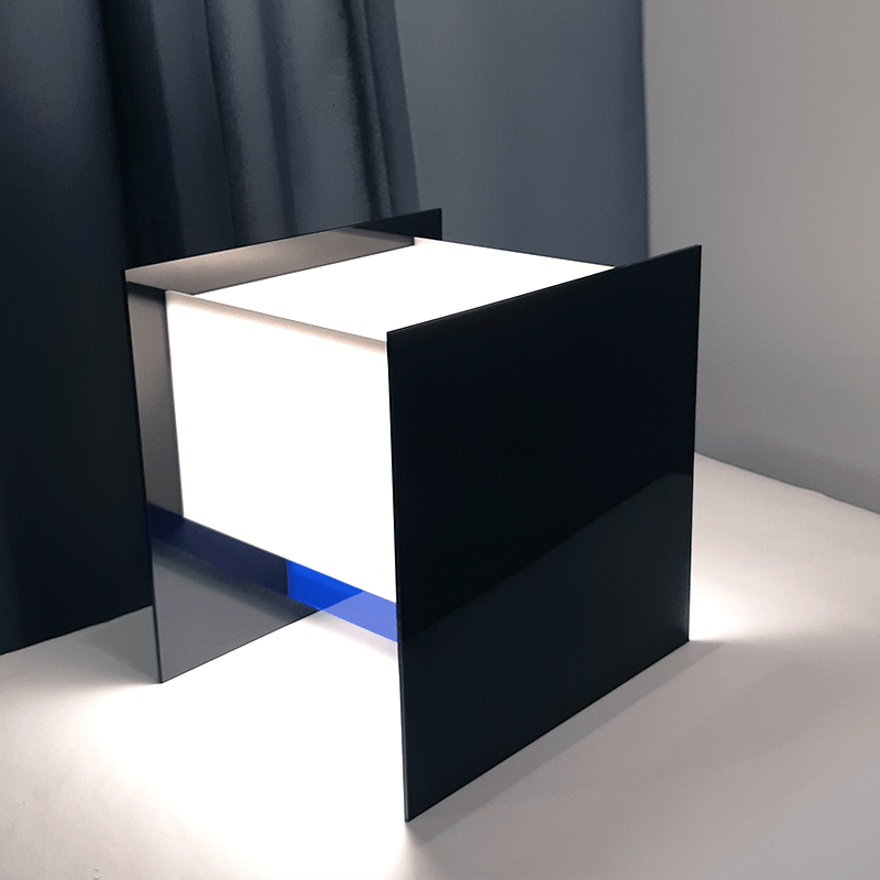 Luminária Cubo em Acrílico RSF - Preto, Azul e Branco